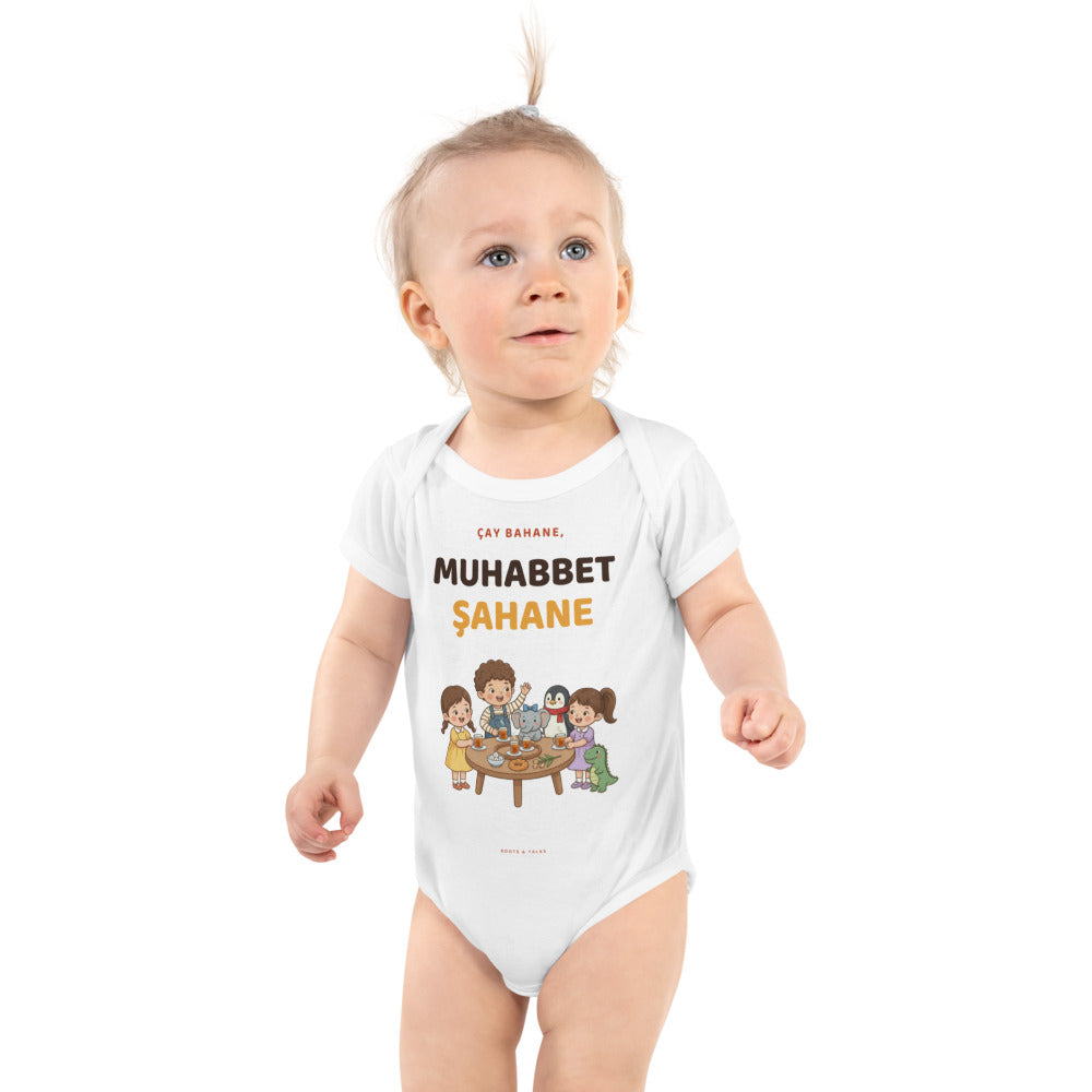 Çay Bahane, Muhabbet Şahane Baby Bodysuit, Roots & Talks - White