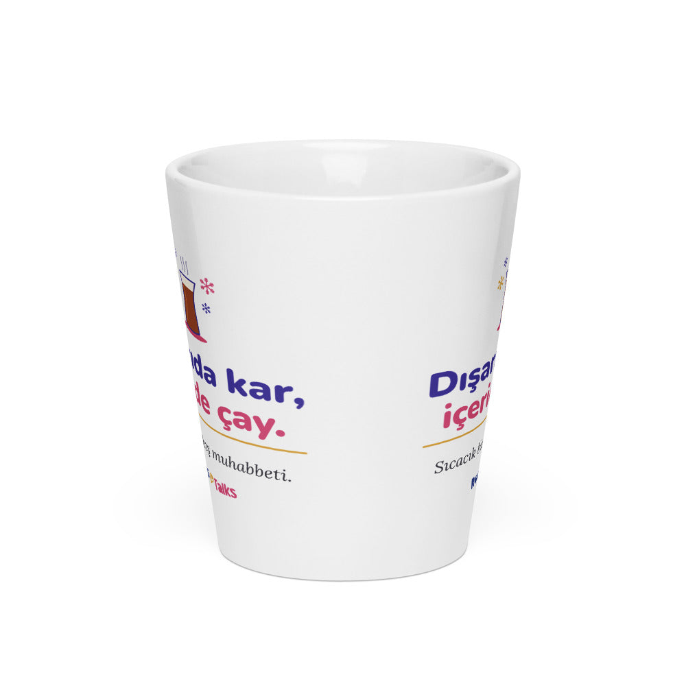 Dışarıda Kar, İçeride Çay Latte Mug, 12 oz, Roots & Talks - Front