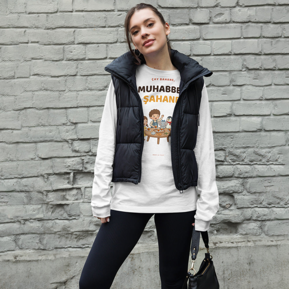 Çay Bahane, Muhabbet Şahane Unisex Long Sleeve T-Shirt, Roots & Talks - lifestyle photo 2